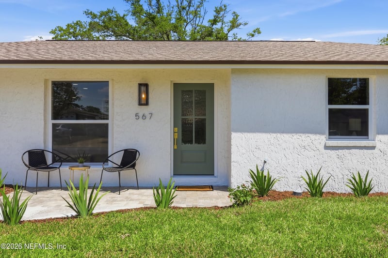 567 Cruiser Ln, Atlantic Beach, FL 32233