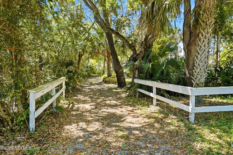 2428 Seminole Rd, Atlantic Beach, FL 32233