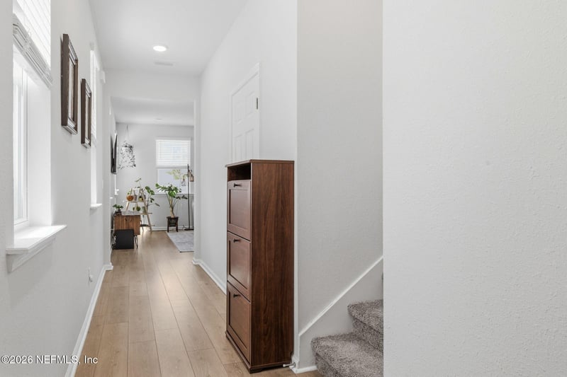 6902 Mirage St, Jacksonville, FL 32244