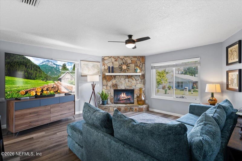 918 17th St, Jacksonville Beach, FL 32250