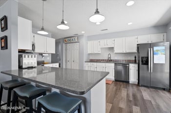 918 17th St, Jacksonville Beach, FL 32250