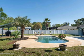 1006 Lake Asbury Dr, Green Cove Springs, FL 32043