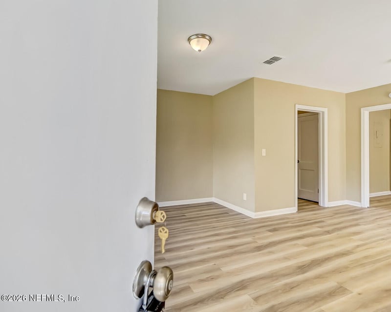 3527 Hyacinth St, Jacksonville, FL 32254