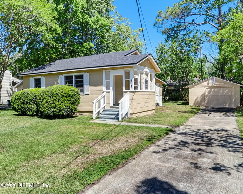 3527 Hyacinth St, Jacksonville, FL 32254