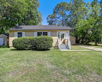 3527 Hyacinth St, Jacksonville, FL 32254