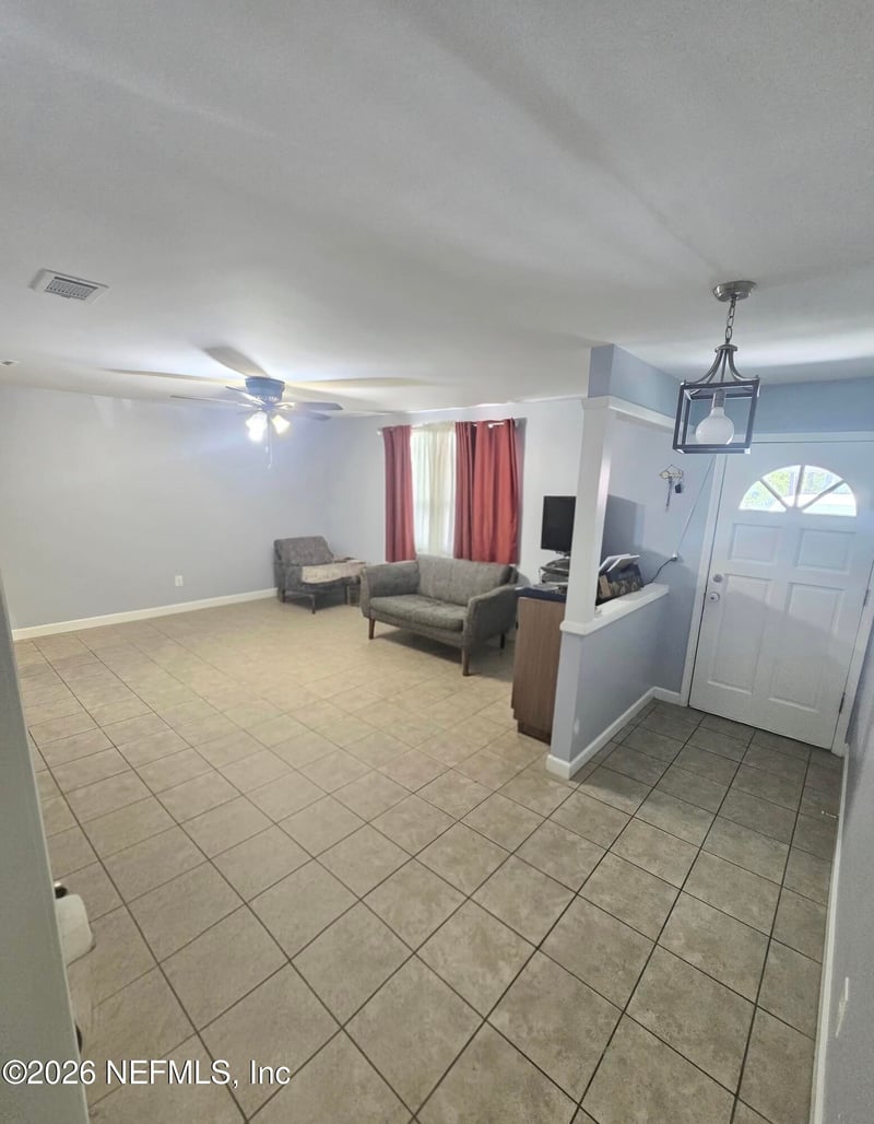 9989 Leahy Rd, Jacksonville, FL 32246