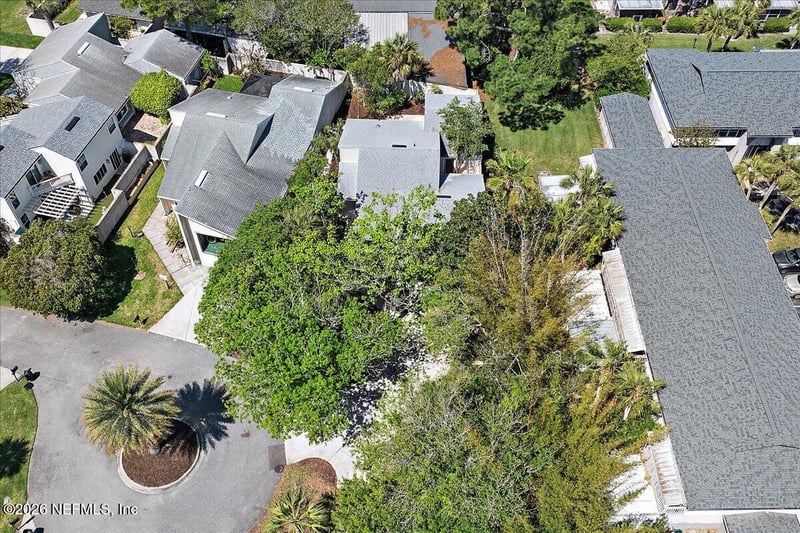 2437 Burgundy Ct, Ponte Vedra Beach, FL 32082