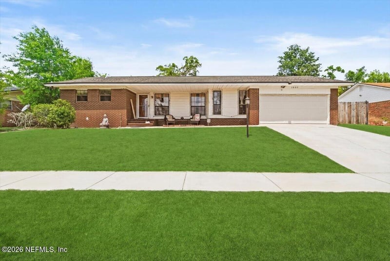 6005 Gumwood Dr, Jacksonville, FL 32277