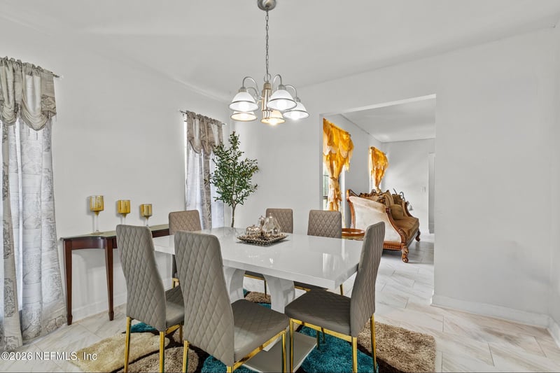 6005 Gumwood Dr, Jacksonville, FL 32277