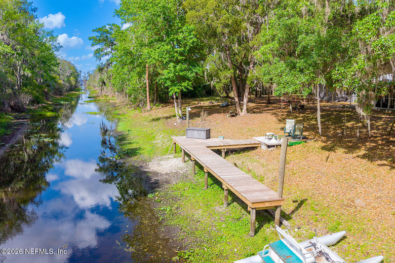 6308 Island Rd, Melrose, FL 32666