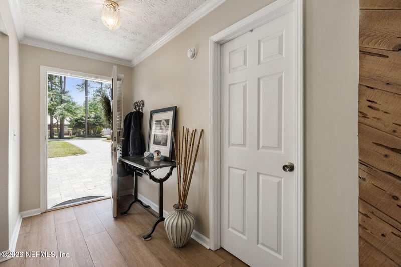 1417 Satsuma Rd, St Johns, FL 32259