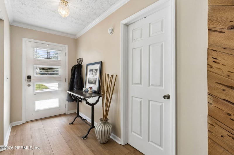 1417 Satsuma Rd, St Johns, FL 32259