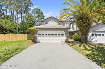 4047 Laurelwood Dr, Jacksonville, FL 32257