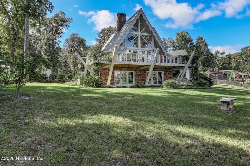 1099 Lake Asbury Dr, Green Cove Springs, FL 32043