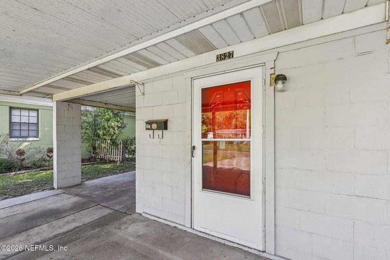 3827 Colebrooke Dr, Jacksonville, FL 32210