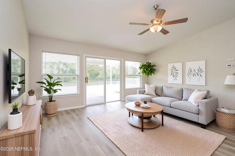 3159 Wavering Ln, Middleburg, FL 32068