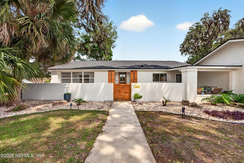 8 Fernwood Ln, Palm Coast, FL 32137