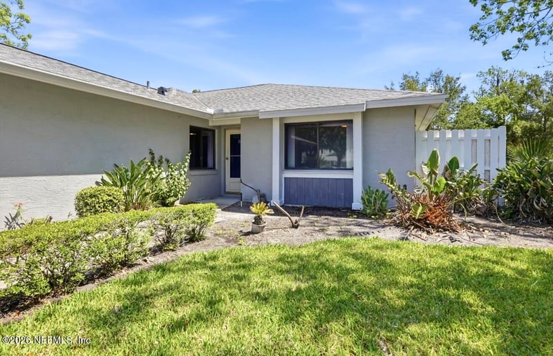 10 Lake Forest Cir, Palm Coast, FL 32137