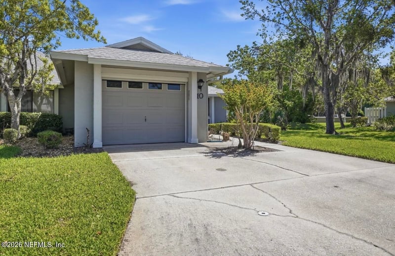 10 Lake Forest Cir, Palm Coast, FL 32137