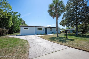 740 Bonita Rd, Atlantic Beach, FL 32233