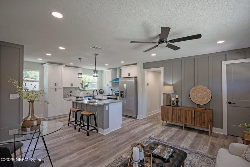 740 Bonita Rd, Atlantic Beach, FL 32233