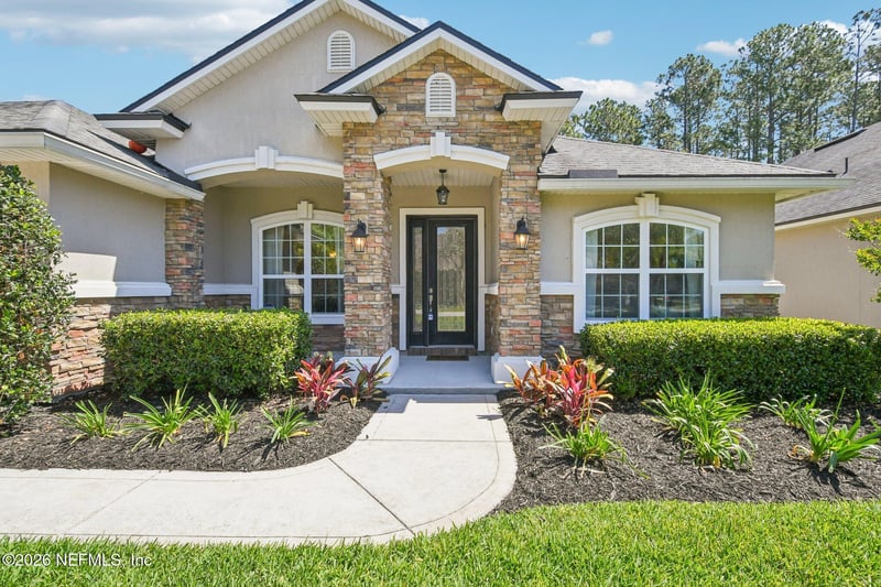 160 Woodcross Dr, St Johns, FL 32259