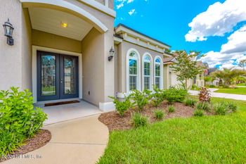 5043 Redford Manor Dr, Jacksonville, FL 32258