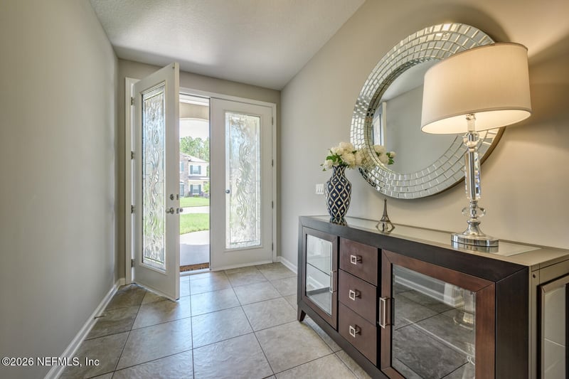 5043 Redford Manor Dr, Jacksonville, FL 32258