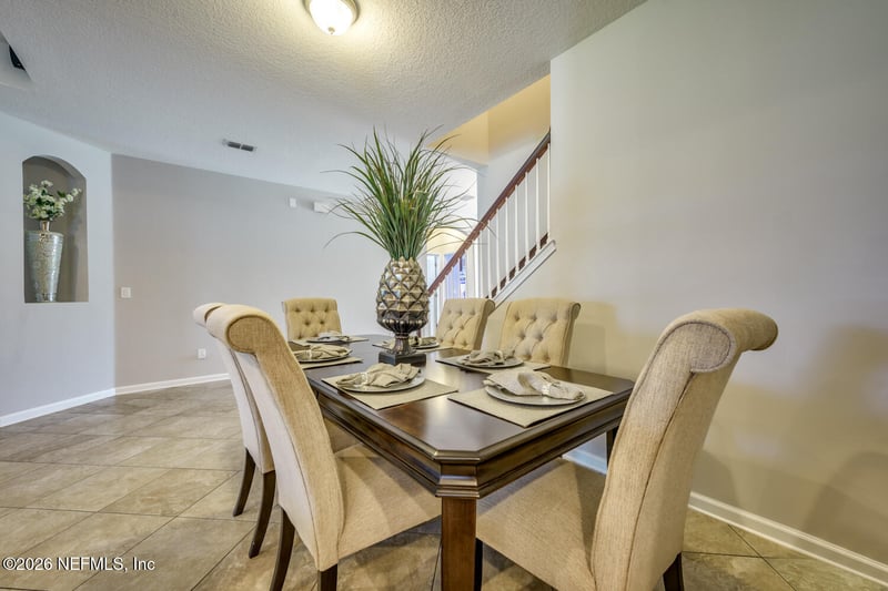 5043 Redford Manor Dr, Jacksonville, FL 32258