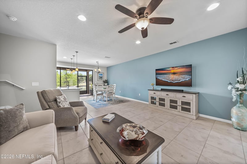 7022 Coldwater Dr, Jacksonville, FL 32258