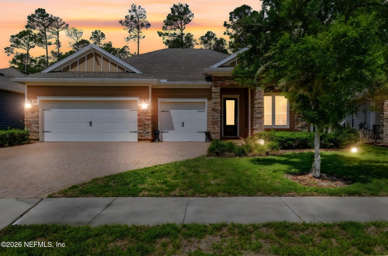 753 Aspen Leaf Dr, Jacksonville, FL 32081