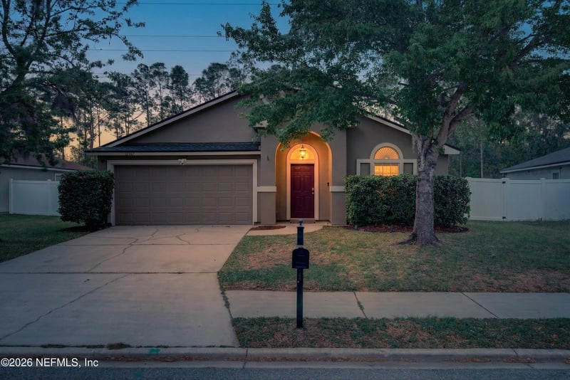 12387 Anarania Dr, Jacksonville, FL 32220