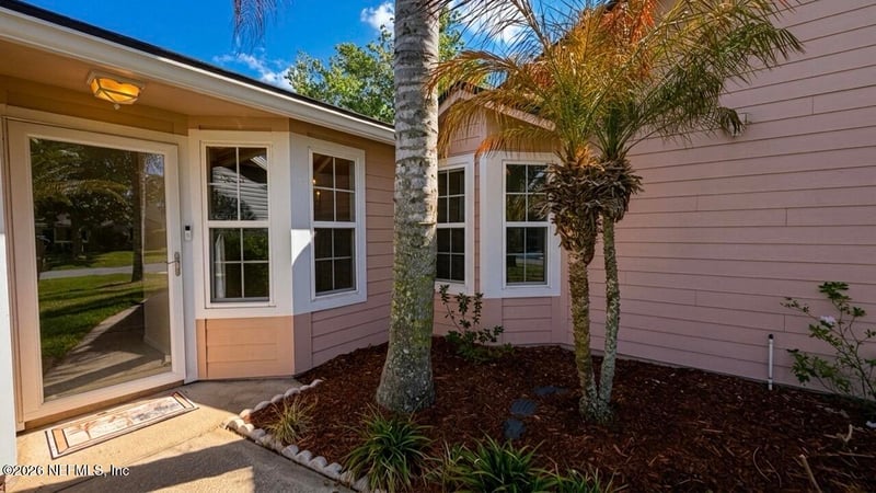 13123 Leatherleaf Dr, Jacksonville, FL 32225