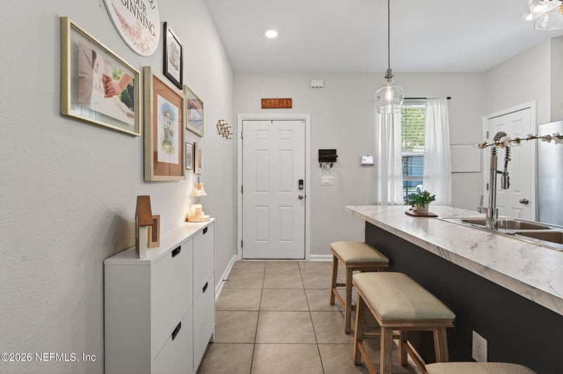 4915 Nebula Ln, Jacksonville, FL 32256