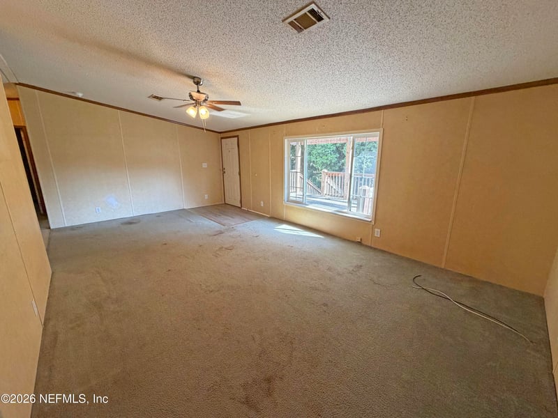 120 Peach Ave, Hawthorne, FL 32640