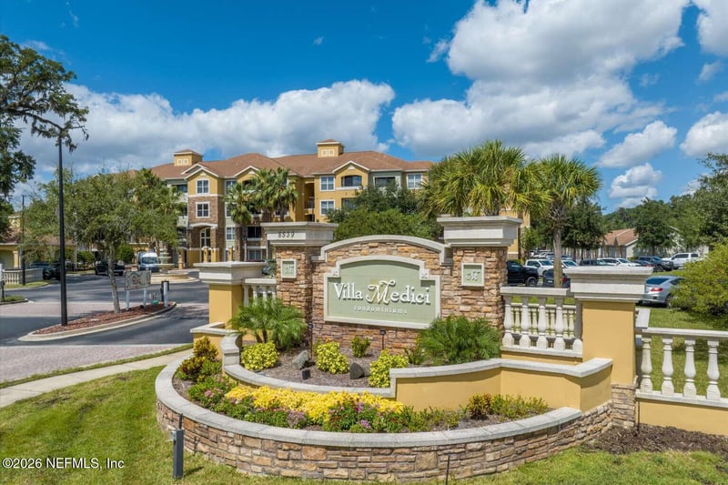 8539 Gate Pw #9303, Jacksonville, FL 32216