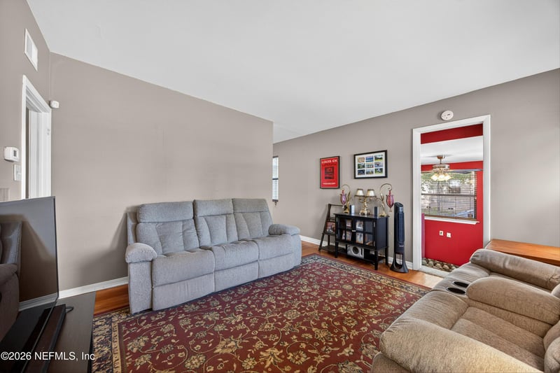 2143 Newberry Rd, Jacksonville, FL 32218