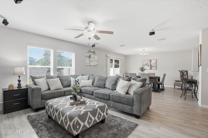 29 Auburn Oaks Rd, Jacksonville, FL 32218