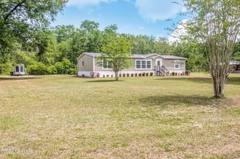 13709 Katie Johnson Ln, Sanderson, FL 32087