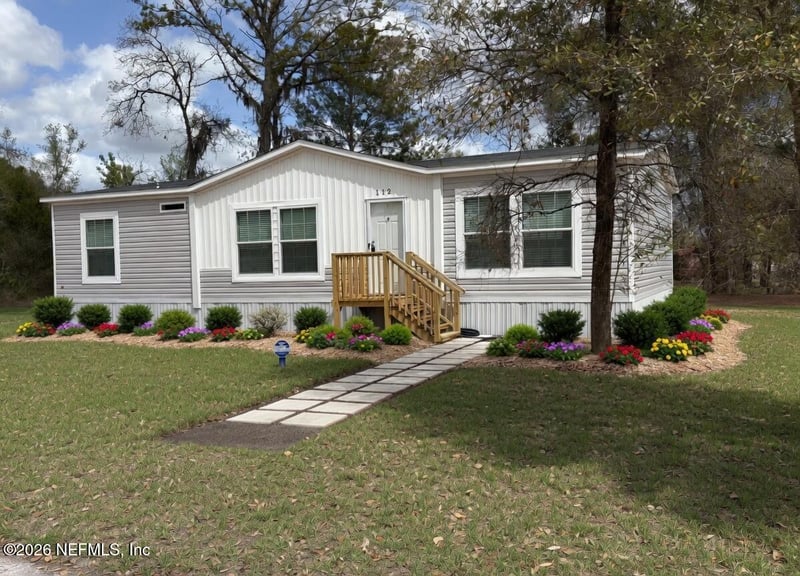 112 Highland Dr, Hawthorne, FL 32640