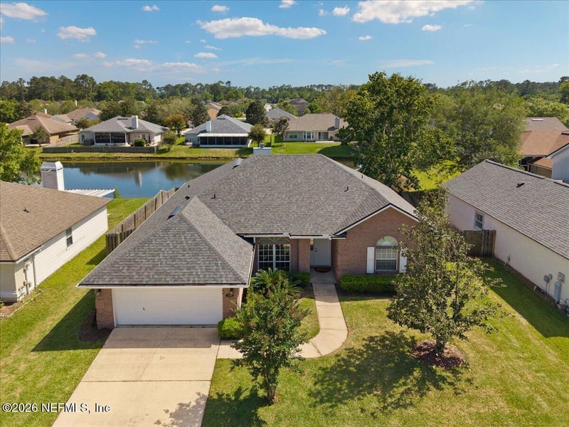 4956 Grand Lakes Dr, Jacksonville, FL 32258