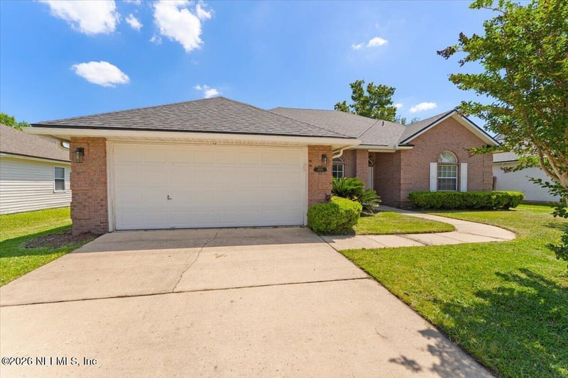 4956 Grand Lakes Dr, Jacksonville, FL 32258