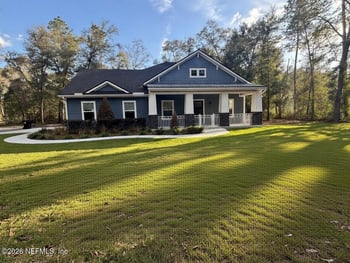 552 Arthur Moore Dr, Green Cove Springs, FL 32043