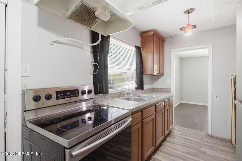 1405 Lila St, Jacksonville, FL 32208