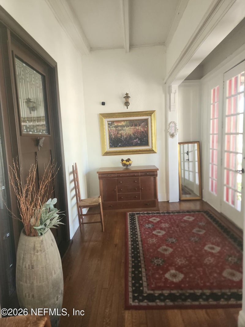 212 St Johns Ave #201, Green Cove Springs, FL 32043