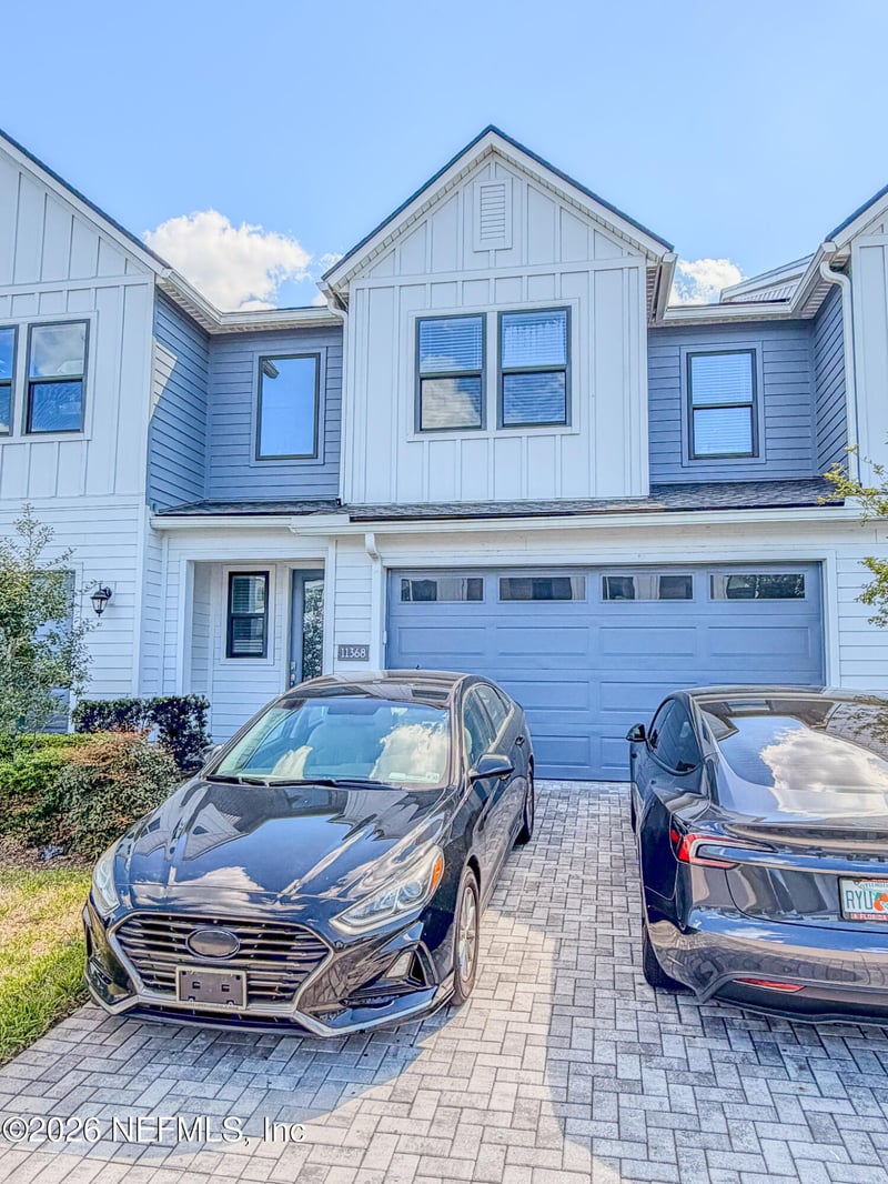 11368 Newtonian Blvd, Jacksonville, FL 32256