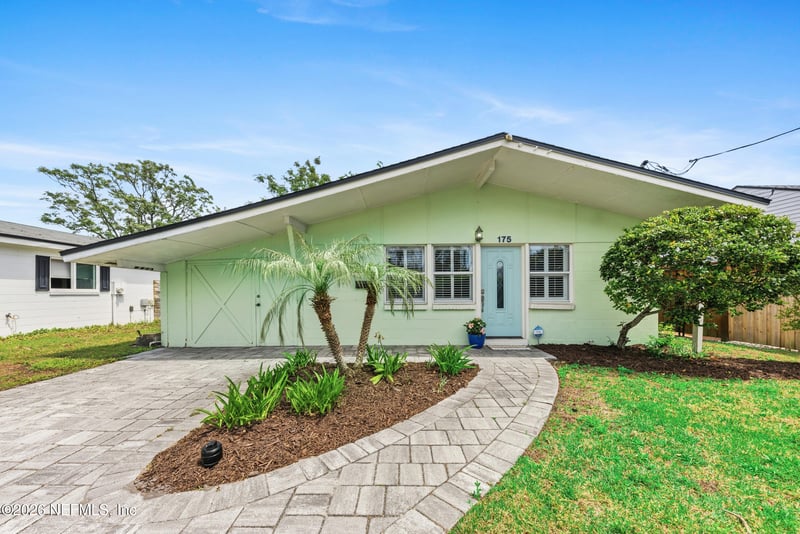175 Seminole Rd, Atlantic Beach, FL 32233