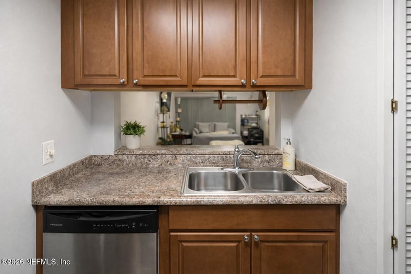 141 Fernery Rd #E6, Lakeland, FL 33809