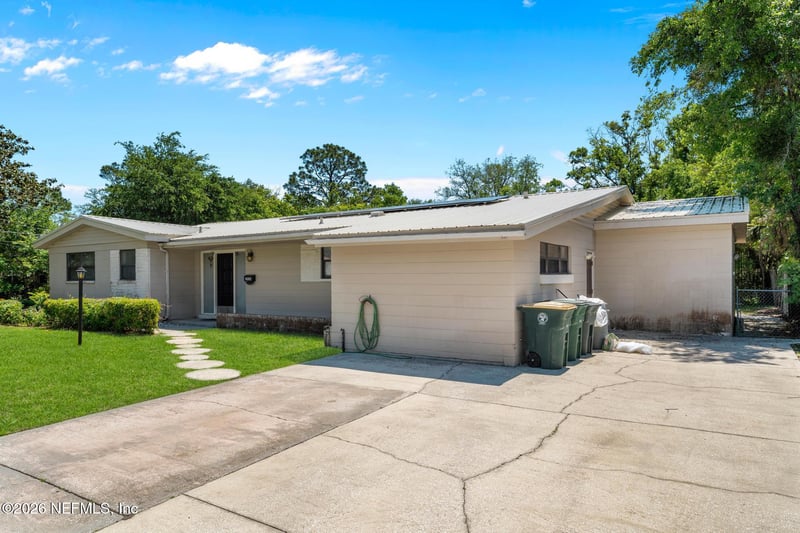 3938 Sierra Madre Dr, Jacksonville, FL 32217