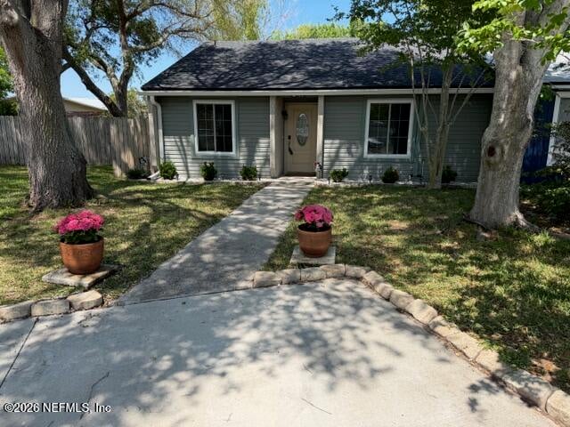 582 Aquatic Dr, Atlantic Beach, FL 32233